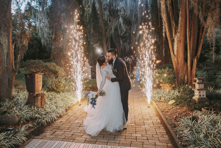 matrimonio celebrando en año nuevo
