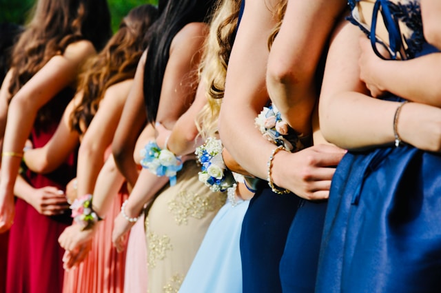 Diferentes vestidos elegantes